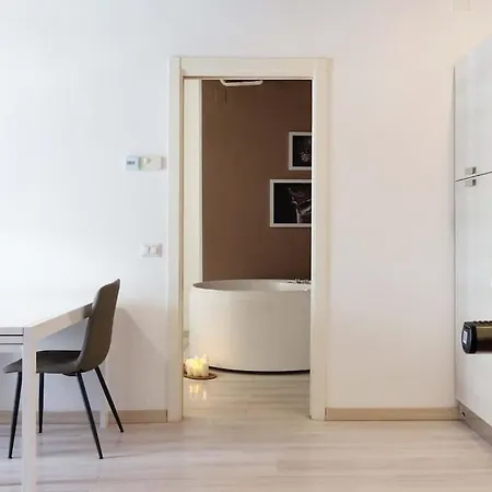 Daire Flat With Whirlpool Bath In The Historic Centre *